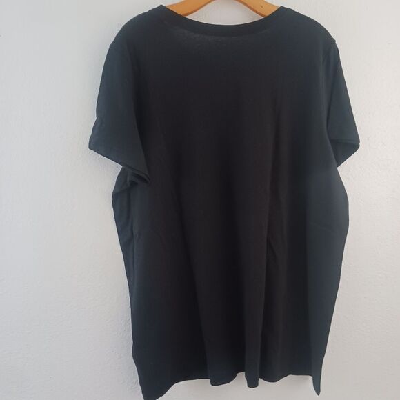 Torrid Classic Fit Crew neck short sleeve Tee  Seinfeld Black size 2X - Picture 4 of 4